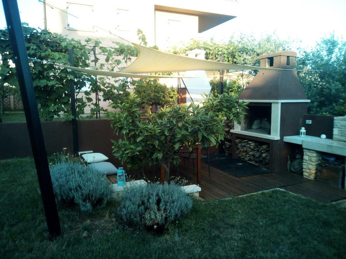 Apartments Mirela Novigrad Istria Extérieur photo
