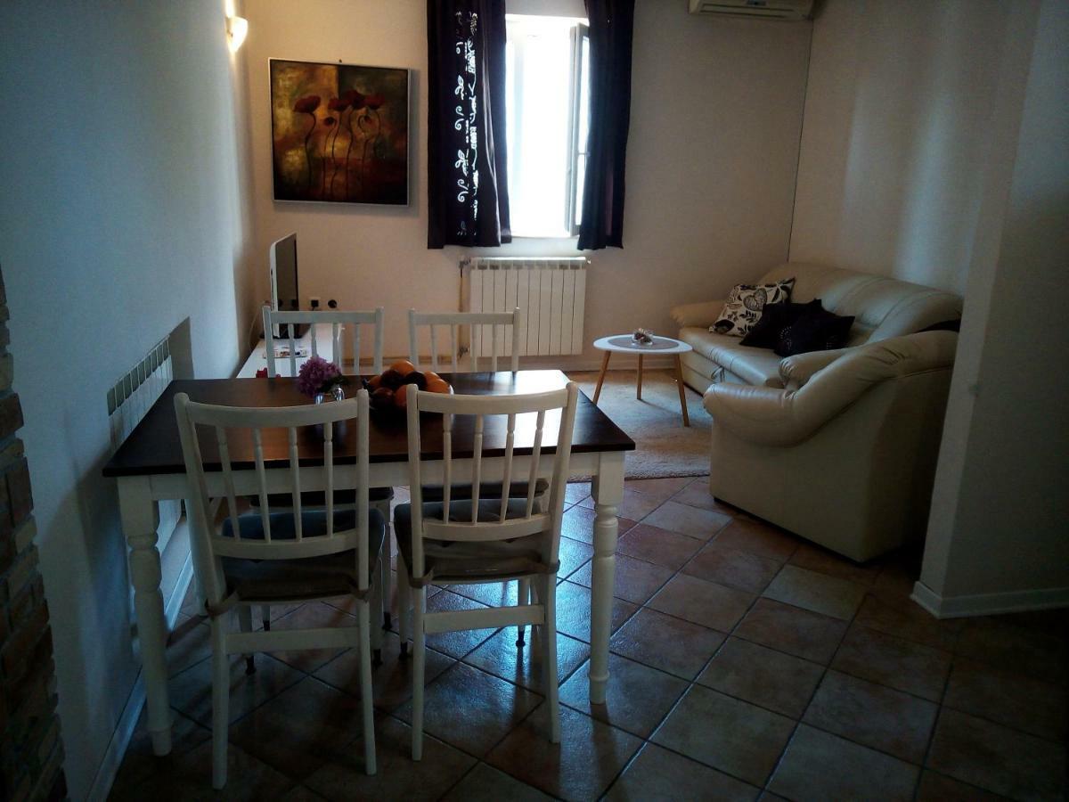Apartments Mirela Novigrad Istria Extérieur photo