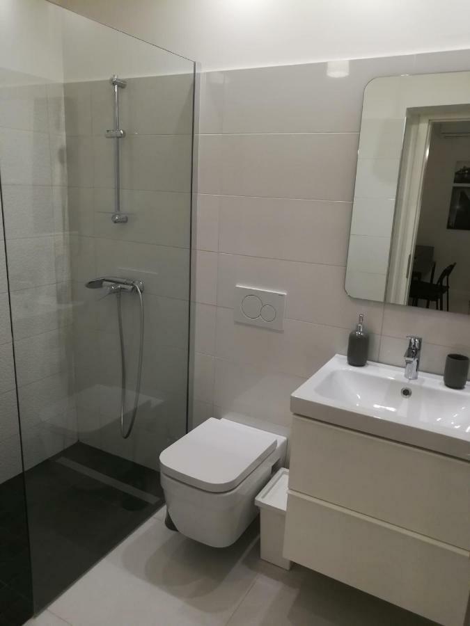 Apartments Mirela Novigrad Istria Extérieur photo